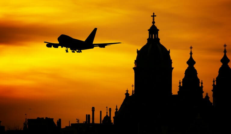 Inglês Foco - Aulas de inglês Online | Inglês Foco Aeroporto Airport Frases úteis